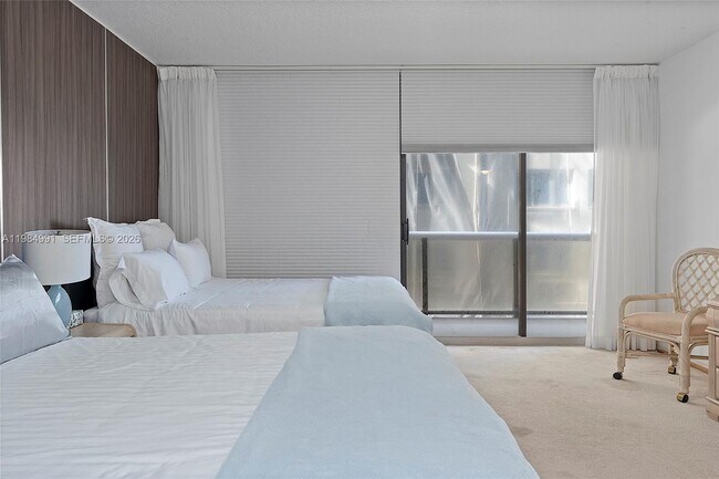 Building Photo - 9455 Collins Ave