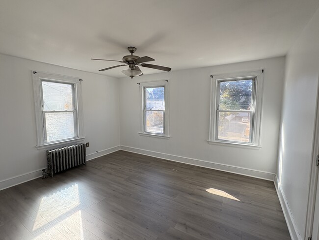 Building Photo - 273 Peck Ave