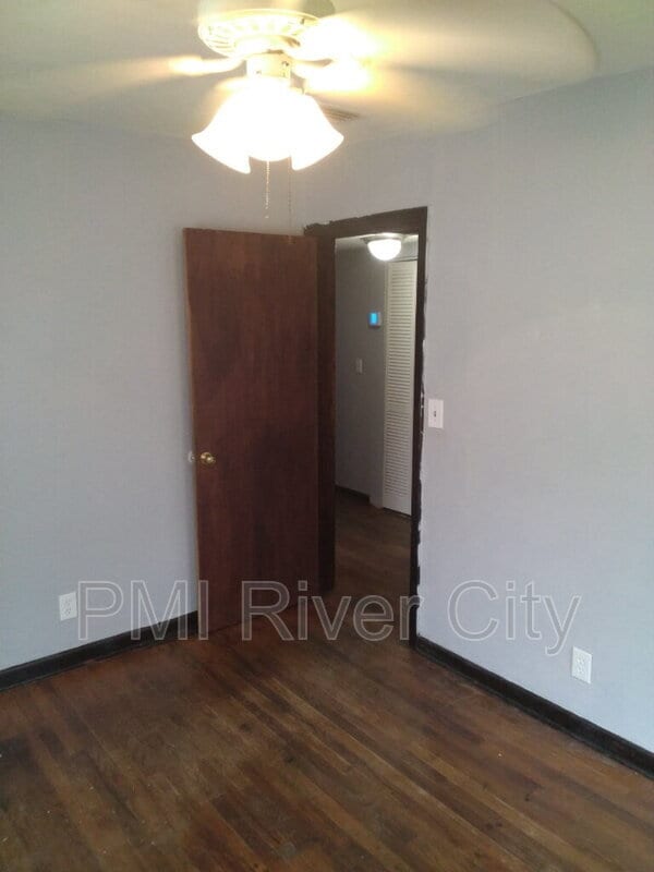 Building Photo - 5223 Polan Ln
