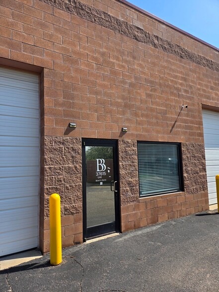 Building Photo - 37615 S Groesbeck Hwy