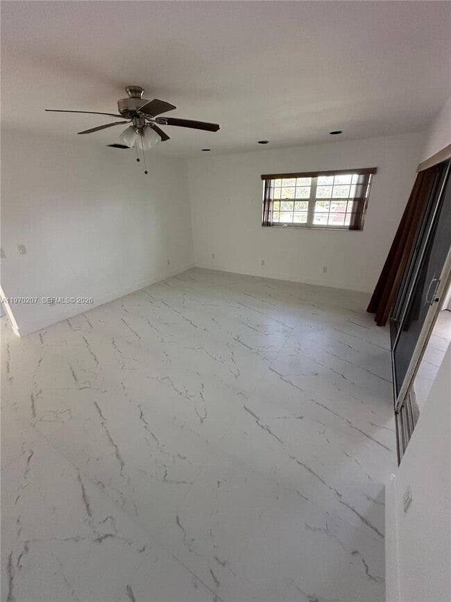 Building Photo - 1445 Grant St