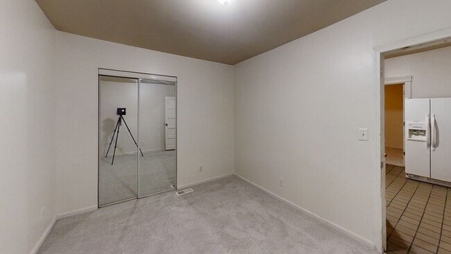 Building Photo - 706 Emmet St