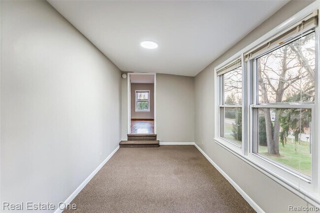 Building Photo - 4141 Van Amberg Rd