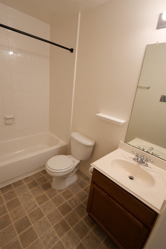 Building Photo - 5510 Bear Cave Ln