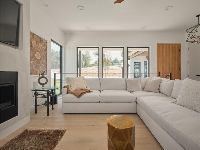 Building Photo - 3214 Smoky Ridge