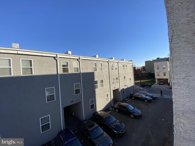 Building Photo - 1811 Cecil B. Moore Ave