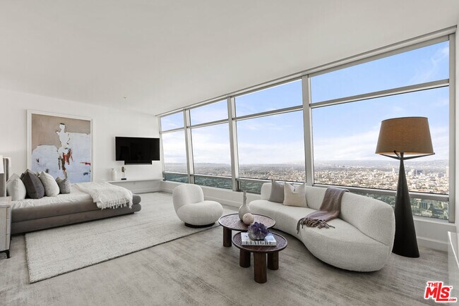 Building Photo - 900 W Olympic Blvd