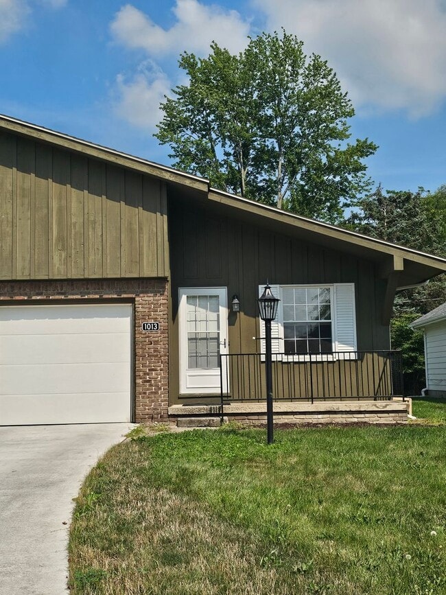 Primary Photo - Spacious and bright BG Home
