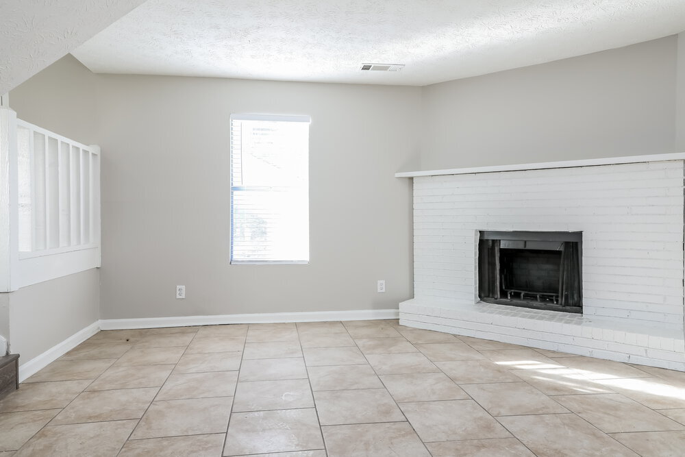 Building Photo - 4000 Chimney Ridge Way