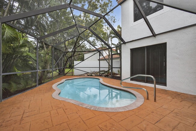 Building Photo - 131 Island Way