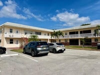 Building Photo - 1455 N 12th Ct