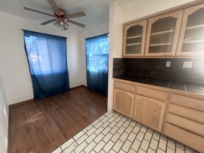 Building Photo - 563 Black Bear Rd NE