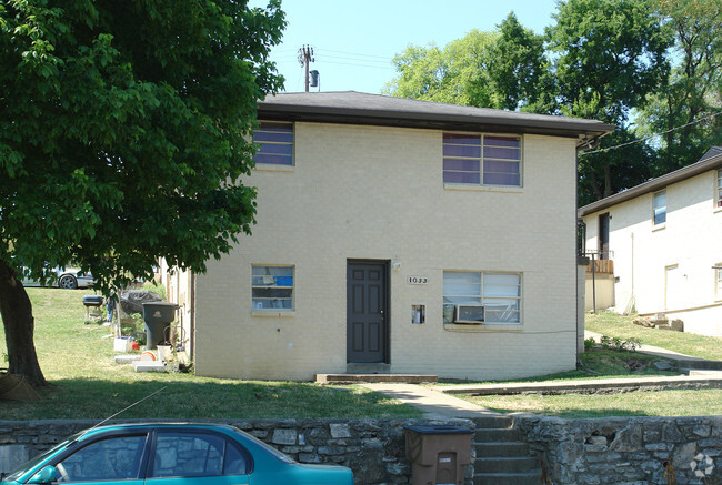 Building Photo - 1033 Archer St