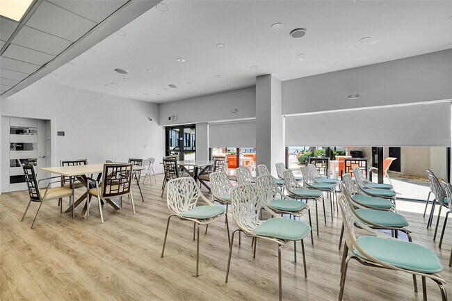 Building Photo - 3800 Galt Ocean Dr