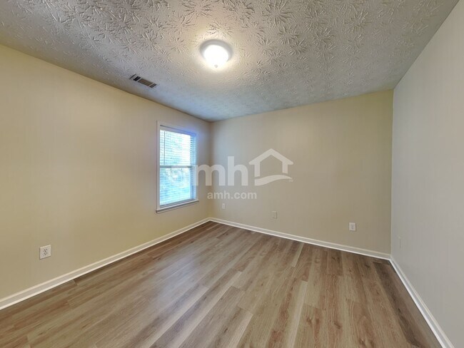 Building Photo - 5390 Spotted Fawn Ct