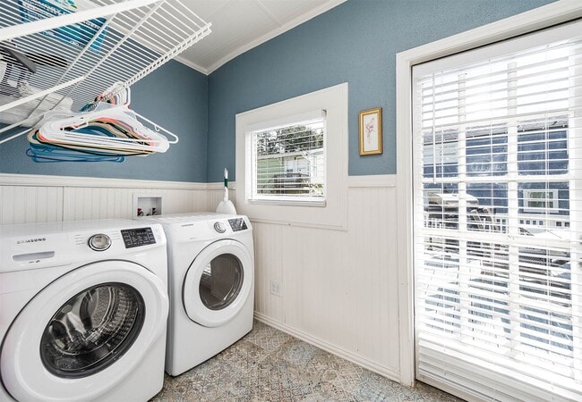 Building Photo - 3811 Avenue O