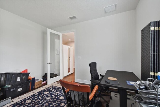 Building Photo - 5700 Interbay Blvd