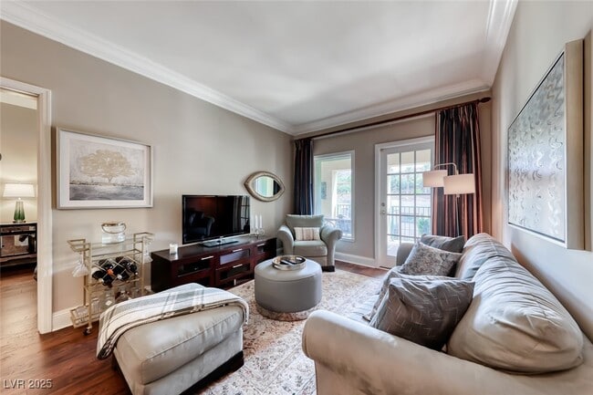 Building Photo - 30 Strada Di Villaggio