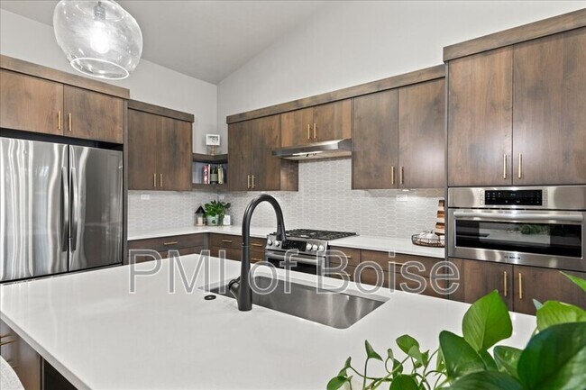 Building Photo - 10238 Hazy Gln Dr