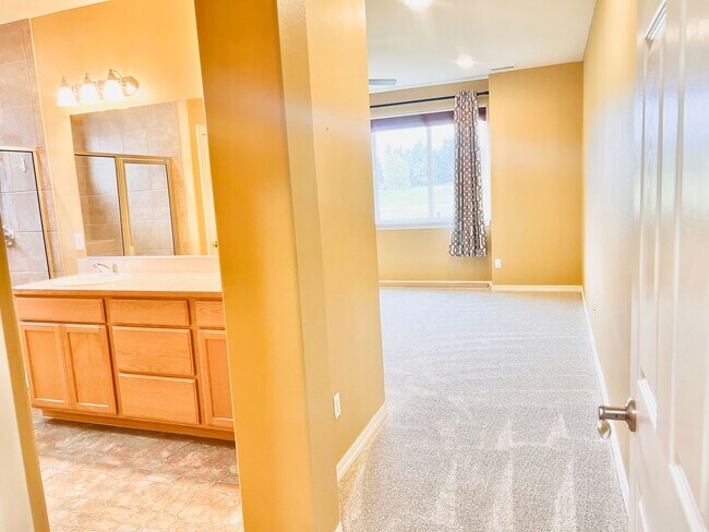 Building Photo - 8333 Camano Loop NE