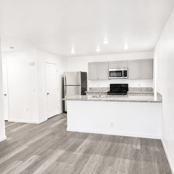 Interior Photo - Traditions West