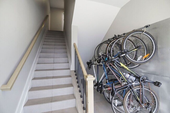 Building Photo - 2812 Georgia Ave NW