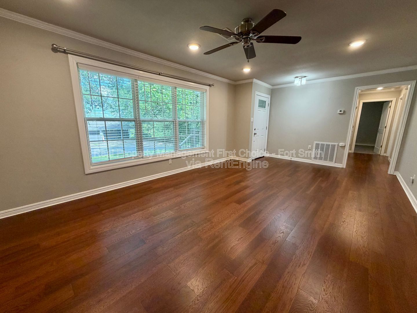 Building Photo - 2120 Garner Ln