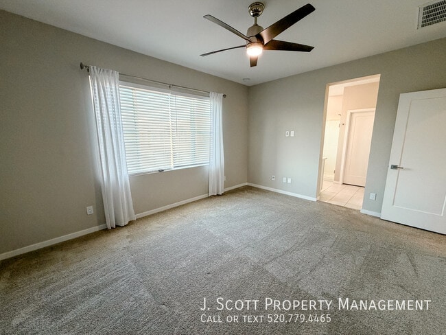 Building Photo - 4604 S Park Grove St