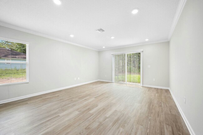 Building Photo - 2628 Kohn Rd