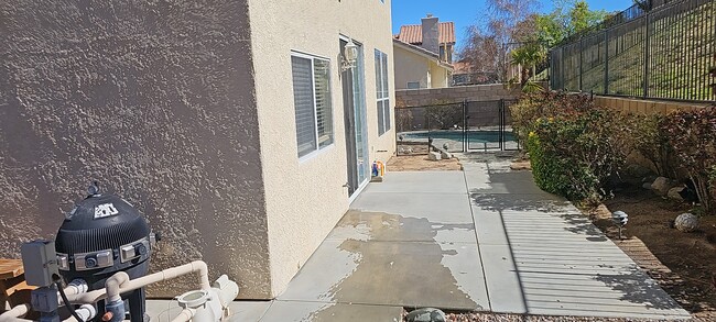 Building Photo - 1726 Amberidge Way