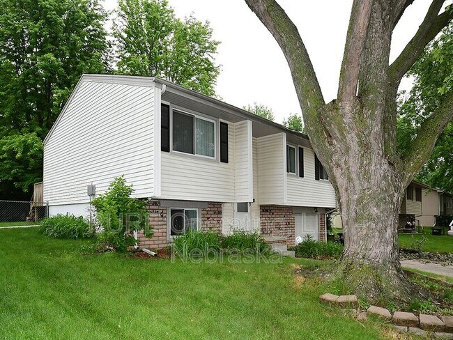 Building Photo - 2511 N 143rd Ave