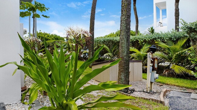 Building Photo - 2711 S Hwy A1A