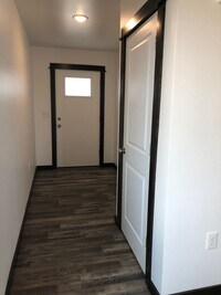 Building Photo - 3 Bedroom 2 1/2 Bathroom Townhouse- NEWLY BUILT-