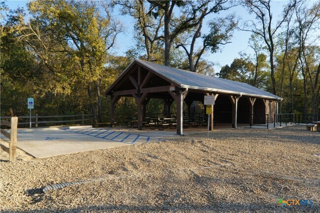 Building Photo - 3884 Lorenzen Ct