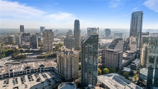 Building Photo - 3338 Peachtree Rd NE