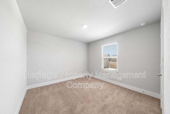 Building Photo - 4534 Lampasas Flts