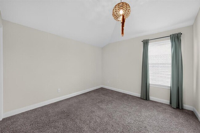 Building Photo - 208 Windom Way