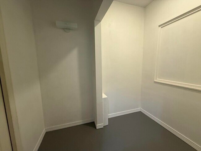 Building Photo - 9882 Perfect Dr