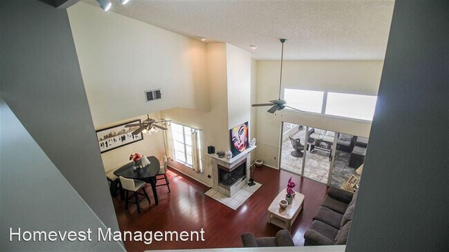 Building Photo - 913 Red Dandy Dr