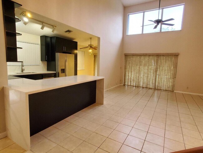 Building Photo - 7342 Pinewalk Dr S