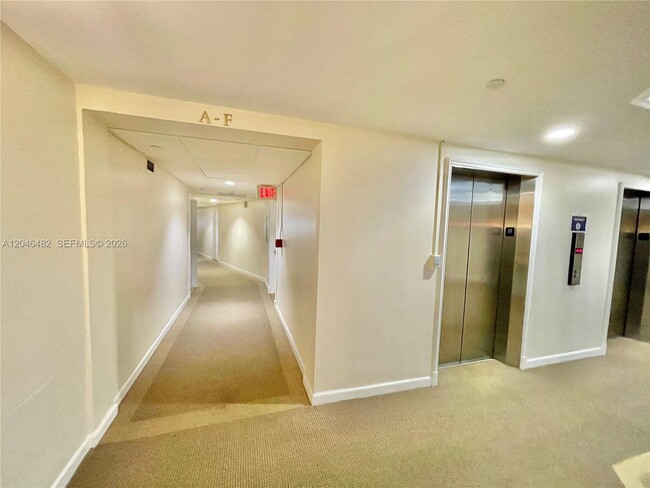 Building Photo - 2451 Brickell Ave
