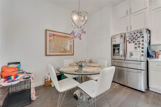 Building Photo - 6004 Hudson St