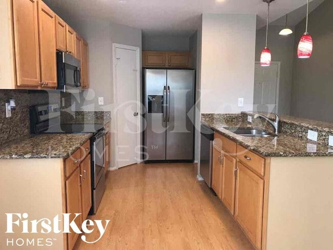 Building Photo - 11764 Shirburn Cir