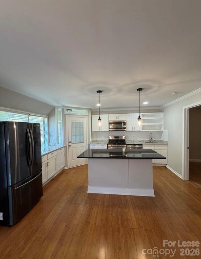 Building Photo - 4201 University Dr