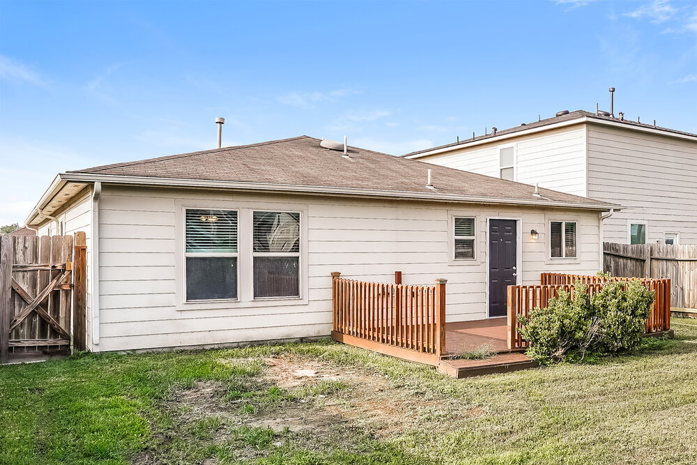 Building Photo - 6450 Dayridge Ln