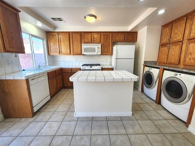 Building Photo - Freshly Painted 3-Bedroom Two-Story Home w...