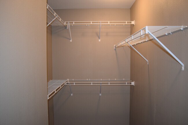 Building Photo - 3 Bedroom Home in Taylor Hills Subdivision