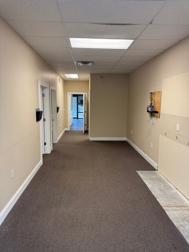 Building Photo - 1716 Highway 861716