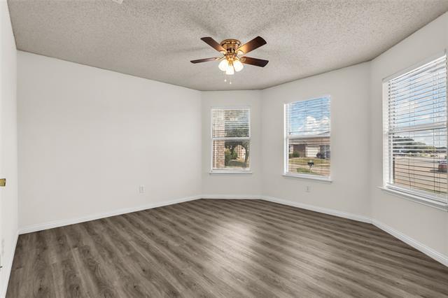 Building Photo - 2320 Shadabury Dr