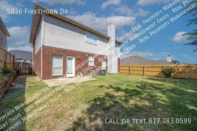Building Photo - 5936 Firethorn Dr